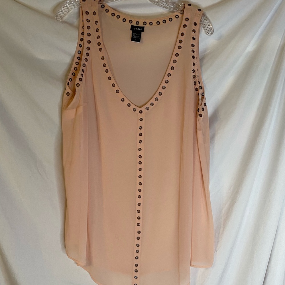 Torrid 2X top